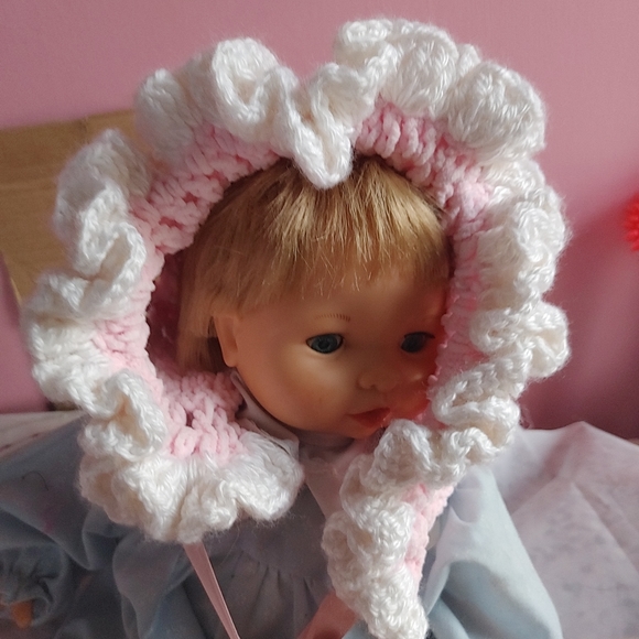 handmade crochet pink baby bonnet hat. very soft. - Picture 2 of 4